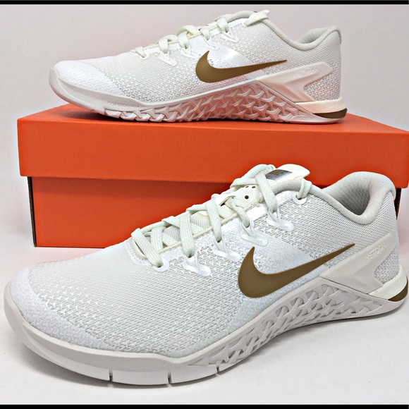 Nike Shoes - Women’s Nike Metcon 4 Champagne Edition Cross Fit